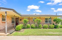 5204 7th Street, Lubbock, TX 79416