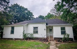 531 E Elm Street, Moundville, MO 64771