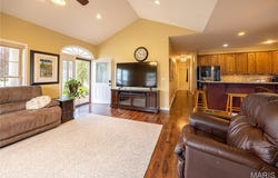 1135 Lakewood Drive, Jackson, MO 63755