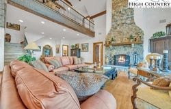 530 Howard's Knob Road, Boone, NC 28607