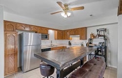 518 NE 6th Street, Blue Springs, MO 64014