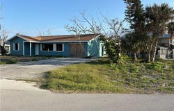 8000 Lagoon, FORT MYERS BEACH, FL 33931