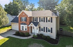 17 Beaujolais Drive, Florissant, MO 63031