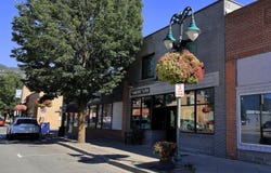 108 MAIN AVE, CHEWELAH, WA 99109