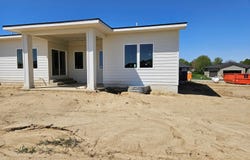 4572 Whitetail Ct, Sioux City, IA 51106