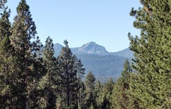 28 Emerald Meadows Way, Crescent Lake, OR 97733