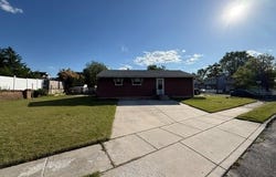 8436 STOW Road, PENNSAUKEN, NJ 08110