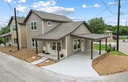 304 Riley Way, Kerrville, TX 78028