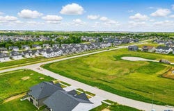 635 Rock Ridge Rd, Tiffin, IA 52340