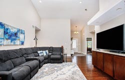 2805 Westwind Drive, Valparaiso, IN 46385