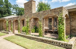 2016 Pembrooke Place, Denton, TX 76205