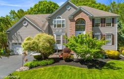 52 Spruce Meadows Drive, Monroe, NJ 08831