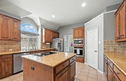 643 Aspen Court, Murphy, TX 75094