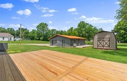812 W Royle Street, Richmond, MO 64085