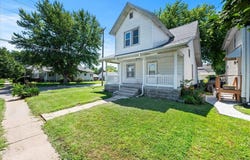 2101 AVENUE B, COUNCIL BLUFFS, IA 51501
