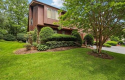 1 Morley Ct, Albertson, Albertson, NY 11507