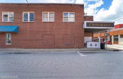 500 E Colonial Avenue, Elizabeth City, NC 27909