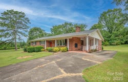 121 Cedar Lane, Rutherfordton, NC 28139