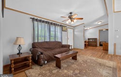 910 PINES Road, ETTERS, PA 17319