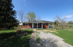 2586 KY 1676, Science Hill, KY 42553