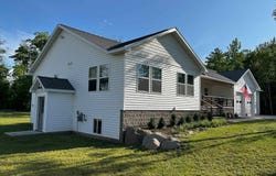 19119 White Pine, Houghton, MI 49931