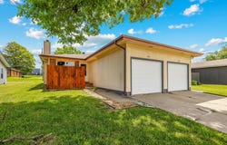 1016 S Lexington Avenue, Springfield, MO 65802