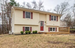 11 Old Farm Road, Napanoch, NY 12458