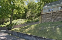 32 FAIRFAX Drive, WHEELING, WV 26003