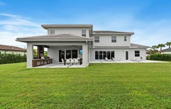 2001 Meadows Drive, Davie, FL 33324