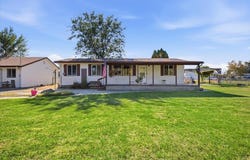 134 Ringhoff Road, Burbank, WA 99323