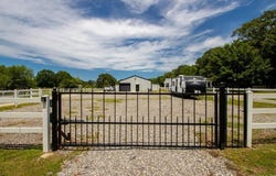 4102 Northshore Dr, Benton, AR 72015