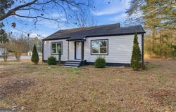 303 Glen Iris Drive, Monroe, GA 30655