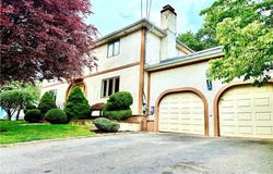74 Plymouth Road, East Providence, RI 02914