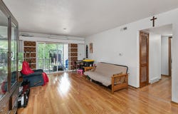 7815 Douglas Avenue unit: 304, Urbandale, IA 50322