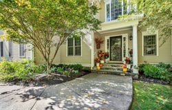 14 Glen Rd, Hopkinton, MA 01748