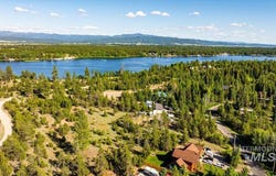 126 Forest Pl, Donnelly, ID 83615