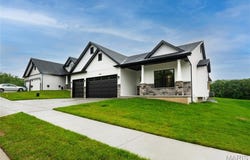6420 Glennsway Drive, Imperial, MO 63052