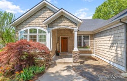 1119 Mid Bluff Drive, Zeeland, MI 49464