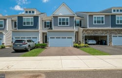 371 RIDGEWOOD DR, ROYERSFORD, PA 19468