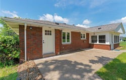 235 VERNON AVE, Washington Twp, PA 15012