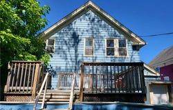 168 3rd Avenue, Woonsocket, RI 02895