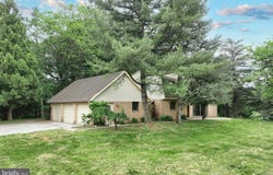 2931 DARON ROAD, SPRING GROVE, PA 17362