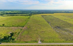 310 Sandswitch Road, Ennis, TX 75119