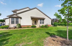4001 Whitehall Lane, Algonquin, IL 60102