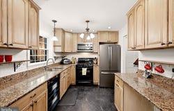 14844 MAIDSTONE Court, CENTREVILLE, VA 20120