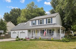 100 Elise Place, Yorktown, VA 23693
