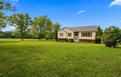 198 Eagle Mill Rd, Butler, PA 16001