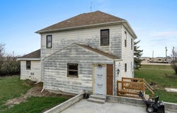 333 3rd St W, Ross, ND 58776