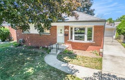 33230 Rosslyn Avenue, Garden City, MI 48135