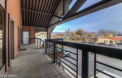 304 N 3rd St, Yakima, WA 98901